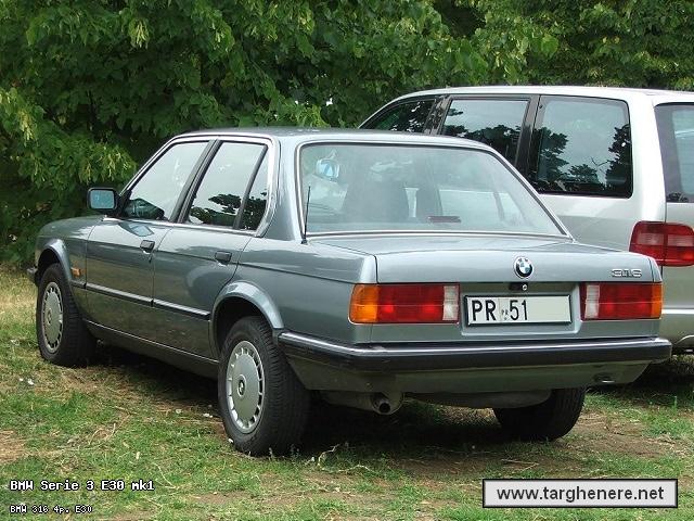 bmwe30fil20211113.jpg