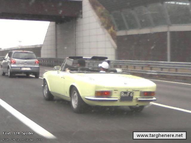 124spider1600black.jpg