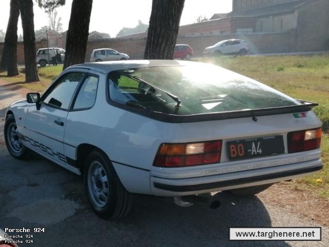 porsche924biturbo8320211119.jpg