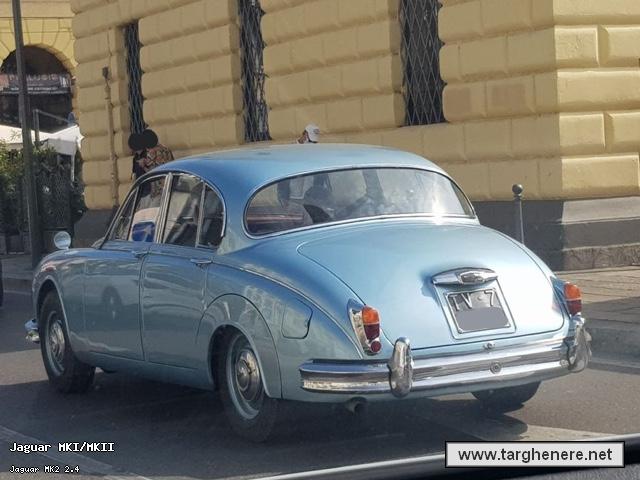 jaguarmk2super8020211125.jpg