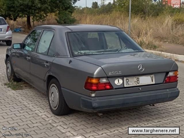 mercedesw124giovannispalla20211215.jpg
