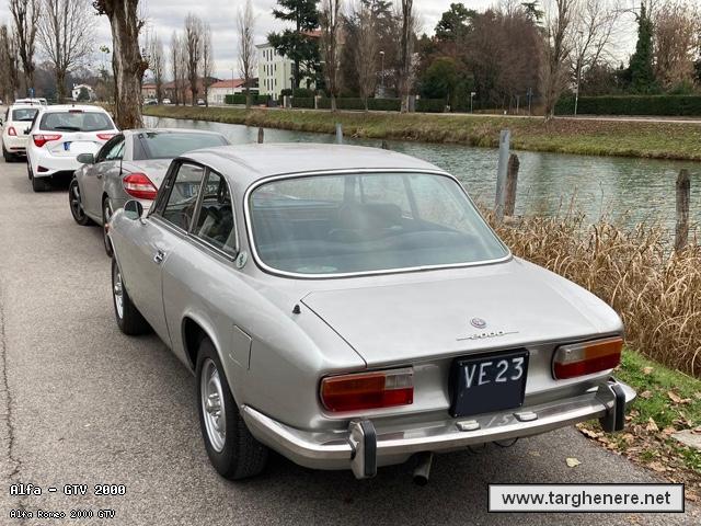 alfaromeo2000gtvstephan20211223.jpg