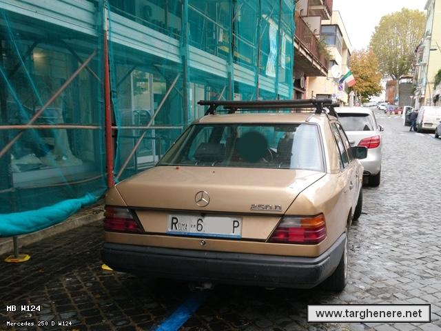 mercedesw124mat7520211225.jpg