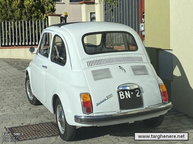fiat500badbunny20211228.jpg