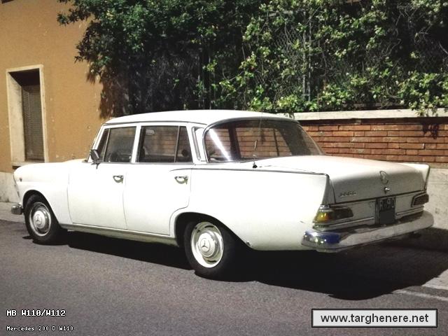 mercedesw110giovannispalla20220101.jpg