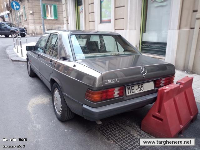 mercedes190kanonx20220125.jpg