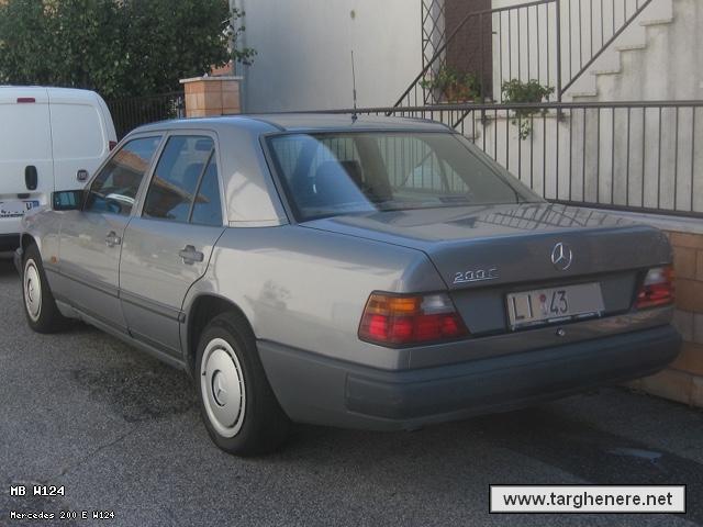 mercedesw124berto20220311.jpg