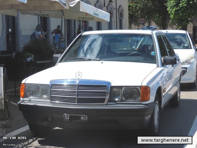 mercedes190classicauto20220404.jpg