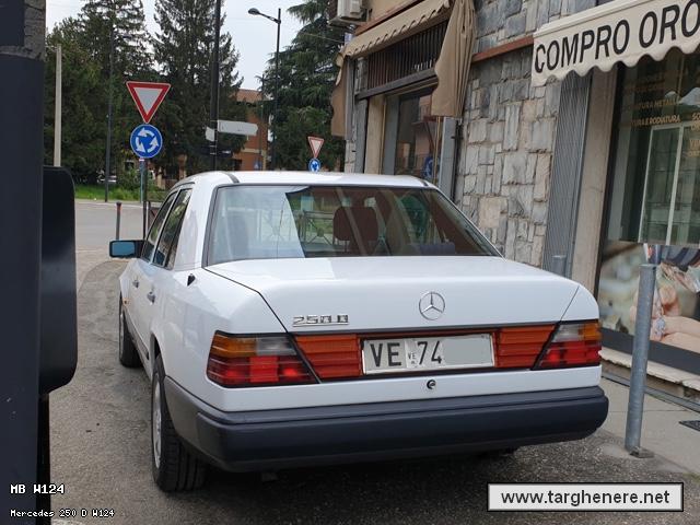 mercedesw124luka9620220408.jpg