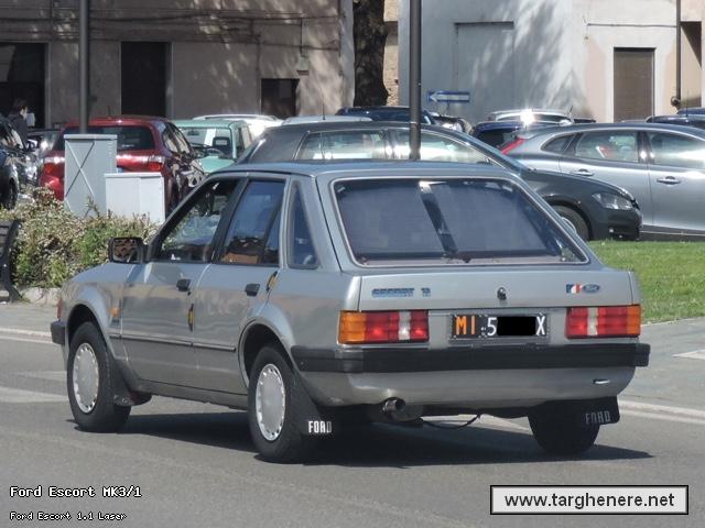 fordescortblowup20220429.jpg