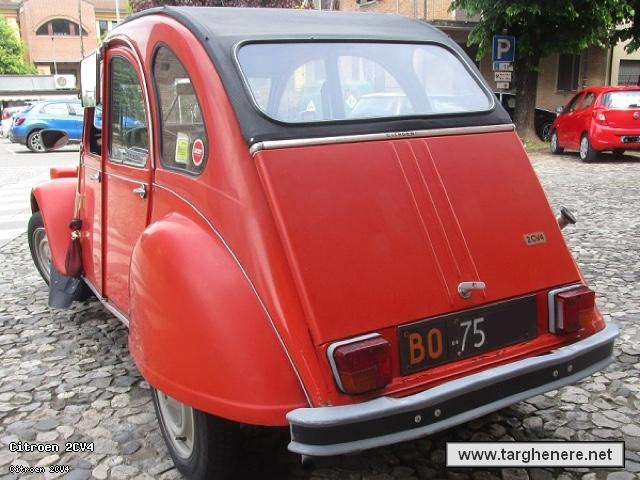 citroen2cvbob20220504.jpg