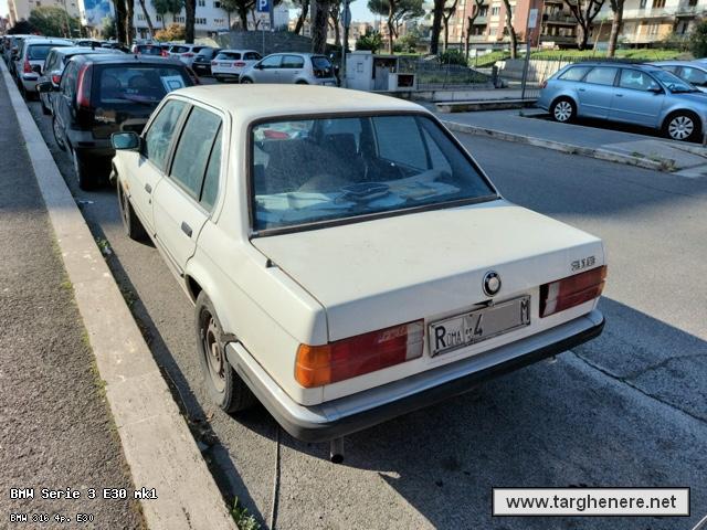 bmwe30bue20220504.jpg