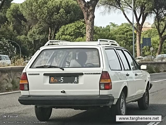 vwpassatfamilcarking20220523.jpg