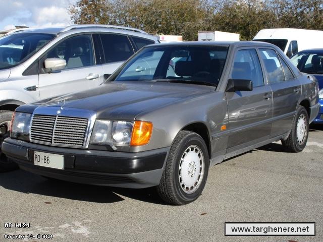mercedes_w124mariano20220715.jpg