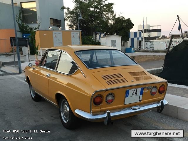 fiat850coupekont20220728.jpg