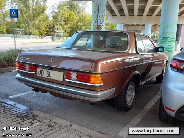 mercedesw123cejacopo20220811.jpg