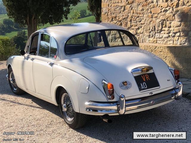 jaguarmk2luzzo20220828.jpg