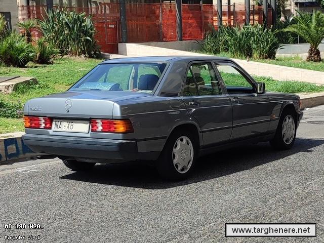 mercedes190captain20220917.jpg