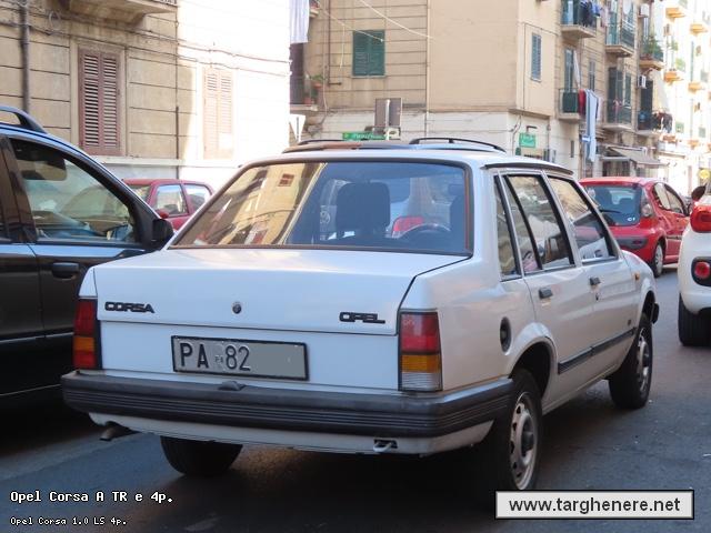 opelcorsaclassicauto20221123.jpg