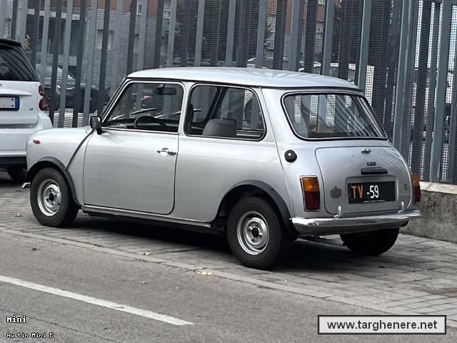 austinminifrabo20221203.jpg