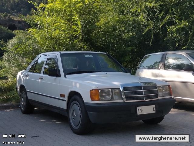 mercedes190polar20221210.jpg