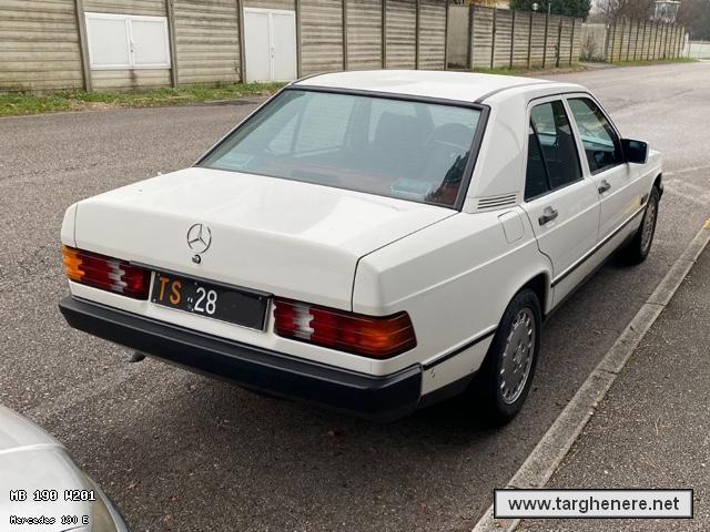 mercedes190enricovale20221220.jpg