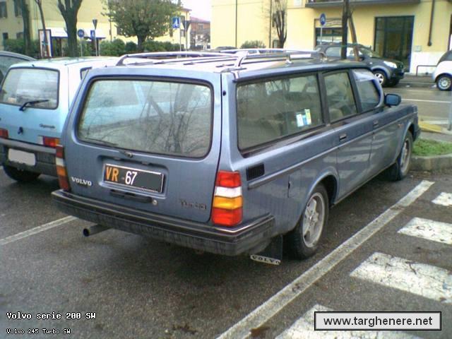 volvo245swfiesta84.jpg