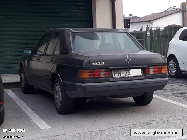mercedes190neim20230224.jpg