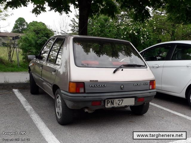peugeot205neim20230405.jpg