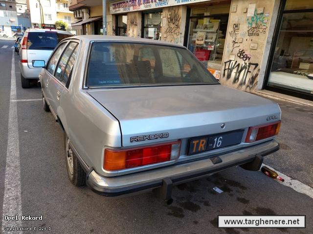 opelrekordbue20230423.jpg