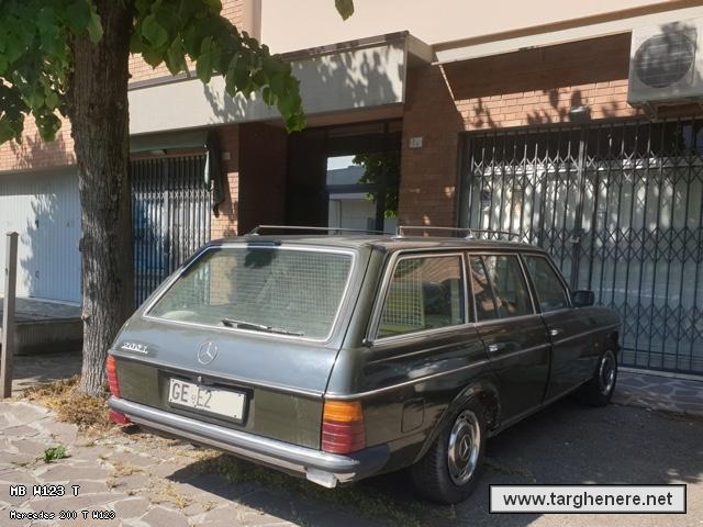 mercedesw123swluka9620230510.jpg
