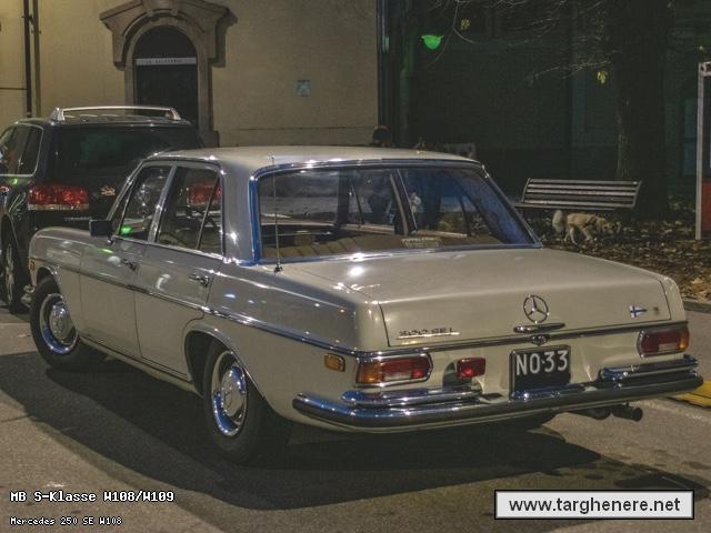 mercedesw108silverfox20230803.jpg