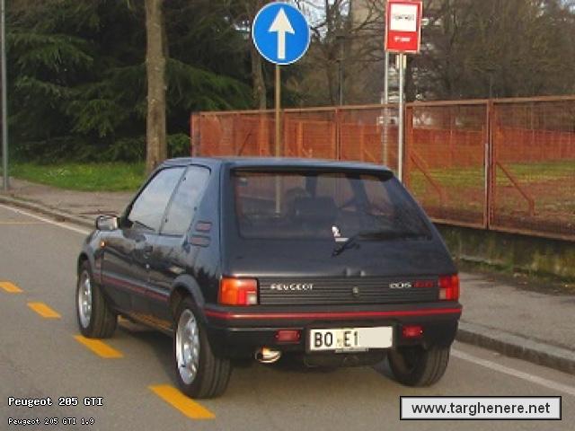 peugeot205gtibob20230806.jpg