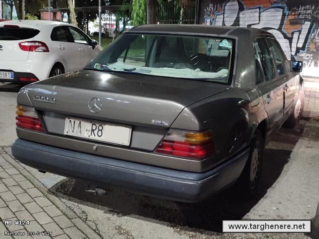 mercedesw124captain20231228.jpg