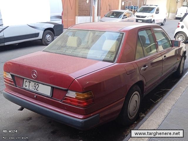 mercedesw124kanonx20240114.jpg