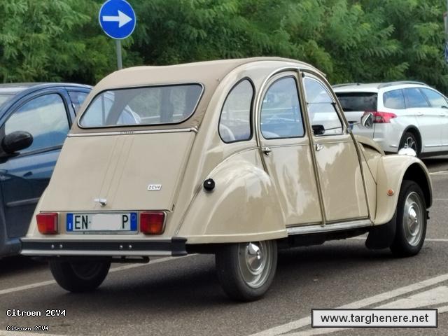 citroen2cvgiovannispalla20240118.jpg