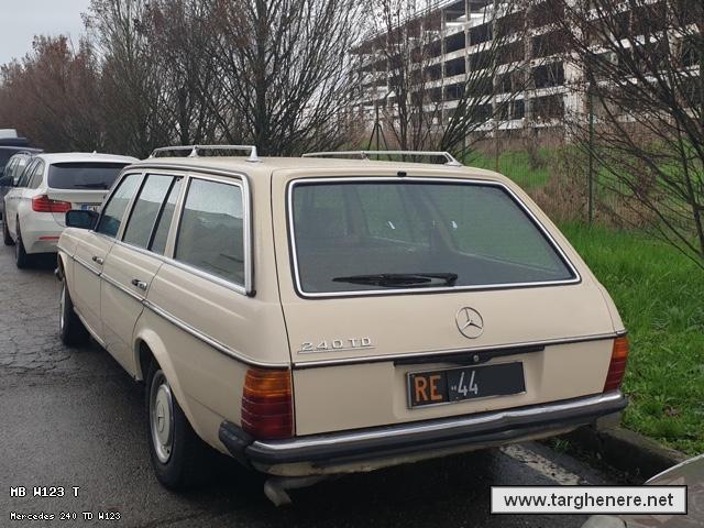 mercedesw123swluka9620240308.jpg