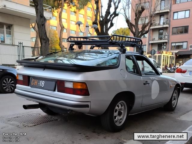 porsche924svalvolato20240408.jpg