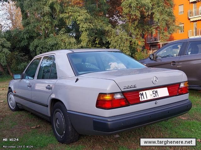 mercedesw124markino20241111.jpg