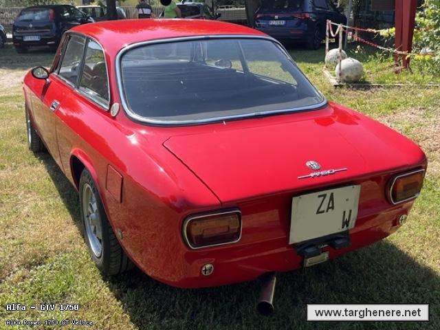alfaromeo1750gtvfrabo20241214.jpg