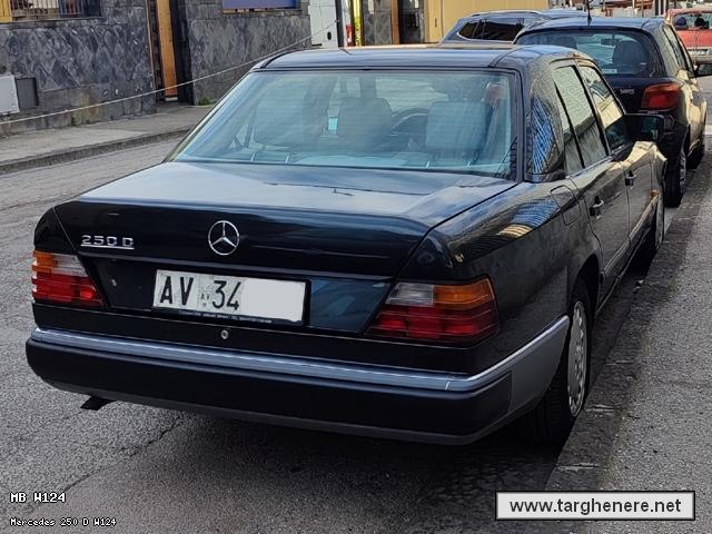mercedesw124captain20250117.jpg
