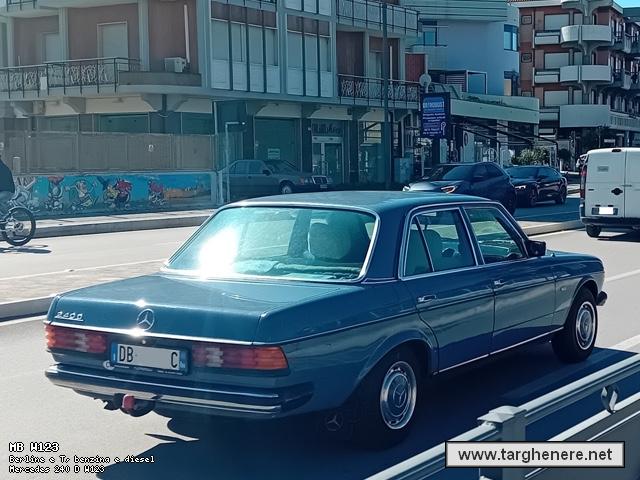 mercedesw123tonymura20250323.jpg