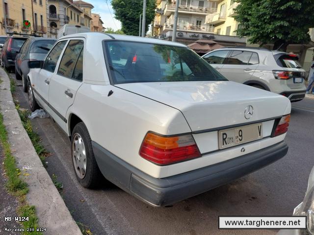 mercedesw124bue20250525.jpg