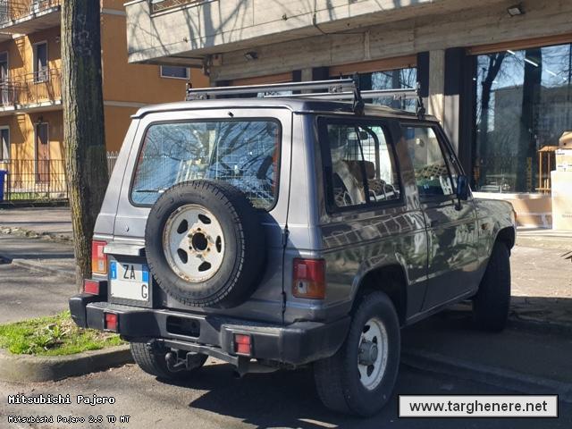 mitsubishipajeroluka9620250526.jpg