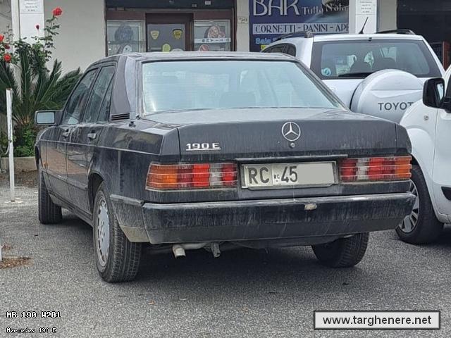 mercedes190captain20250528.jpg