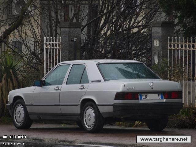 mercedes190silverfox20250731.jpg