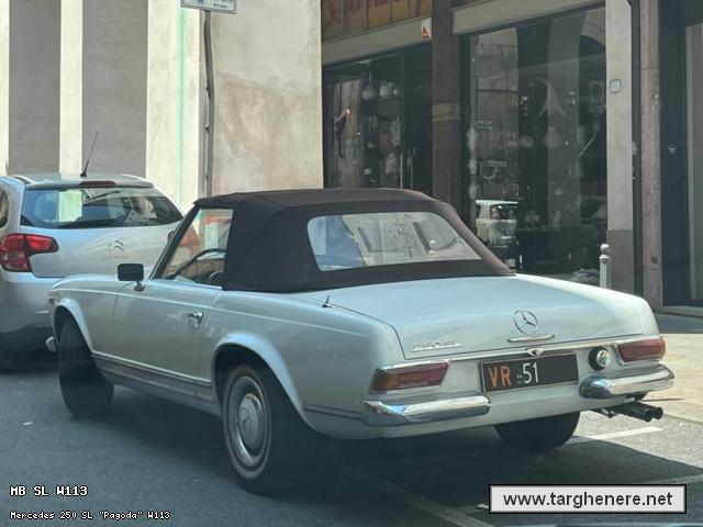 mercedesw113famvit20250813.jpg