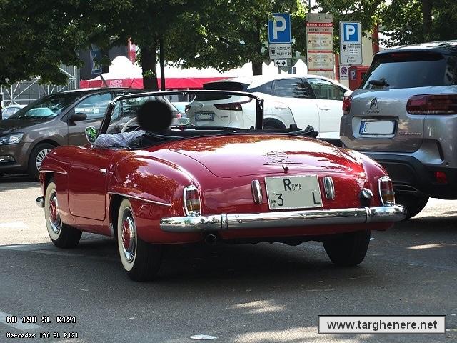 mercedes190slfil20250906.jpg