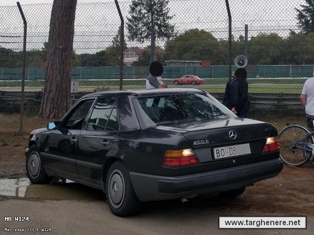 mercedesw124polar20250920.jpg