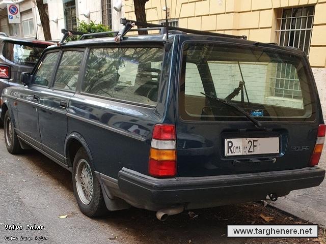 volvopolaroldcarsita20250926.jpg